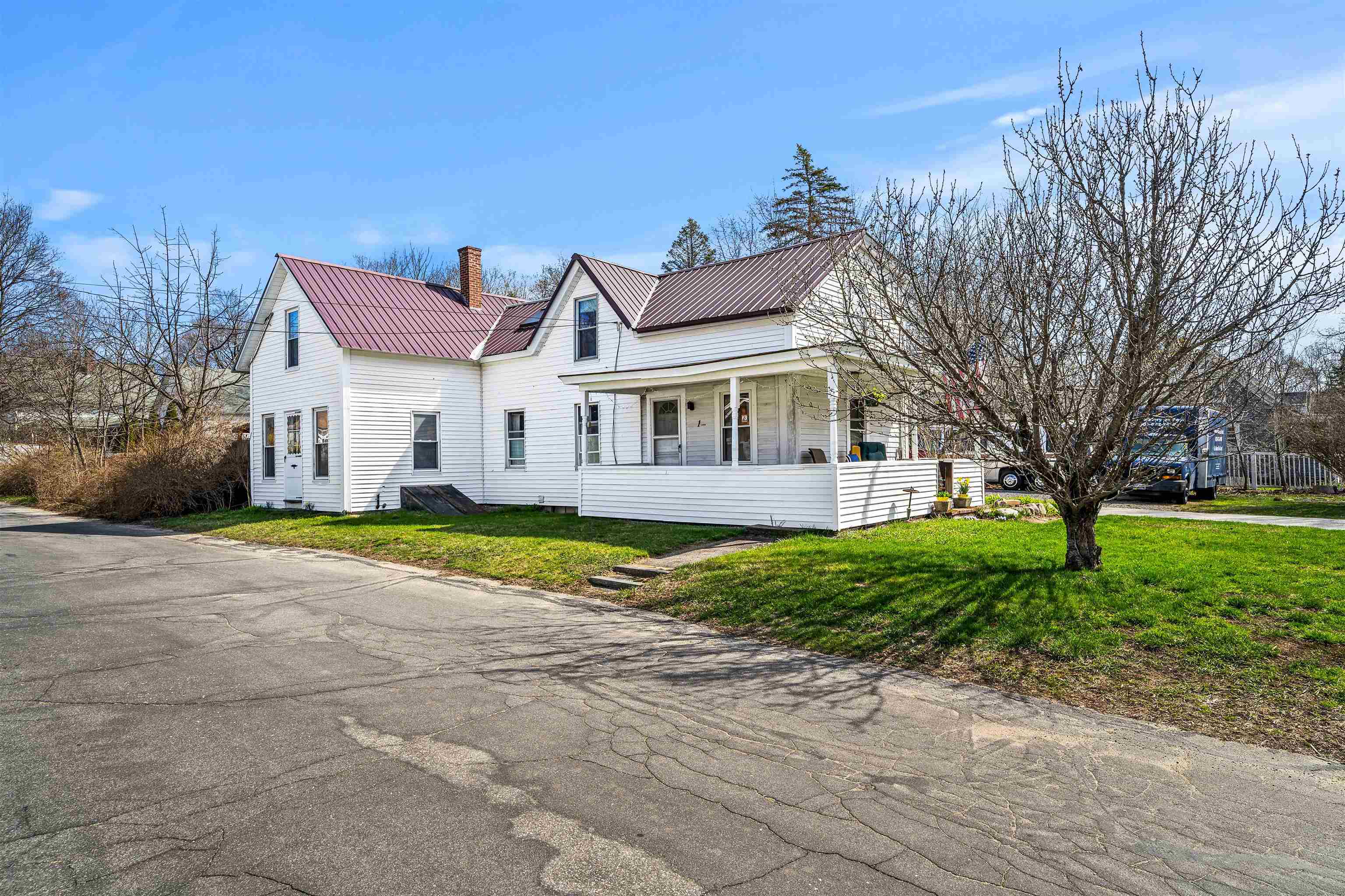 1 Border Street Milford, NH 03055 - Photo 3 of 41