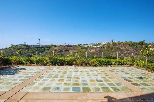 $2,889,000 | 5448 Caminito Bayo, La Jolla, CA 92037