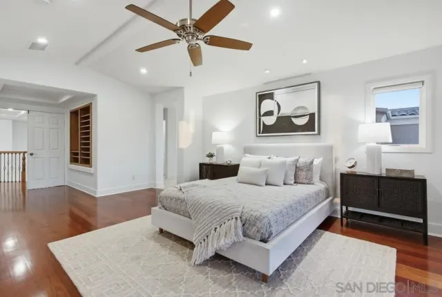 $2,889,000 | 5448 Caminito Bayo, La Jolla, CA 92037