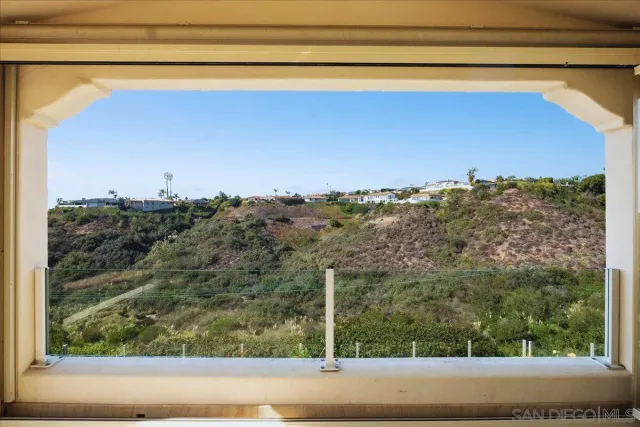 $2,889,000 | 5448 Caminito Bayo, La Jolla, CA 92037