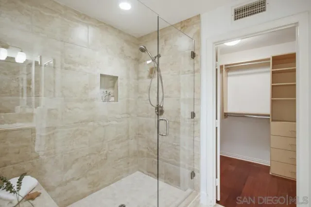 $2,889,000 | 5448 Caminito Bayo, La Jolla, CA 92037