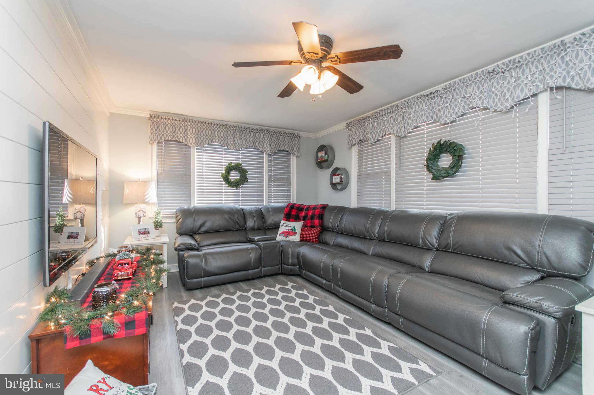 126 Wetherill Road Cheltenham, PA 19012 - Photo 7 of 33 Family Room