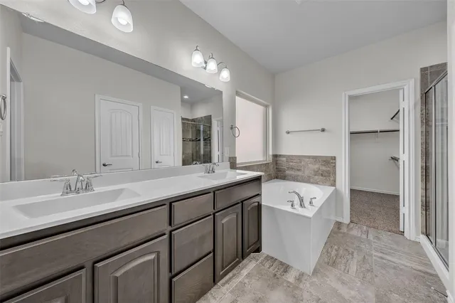 $356,900 | 11313 Golden Ridge Lane, Fort Worth, TX 76052