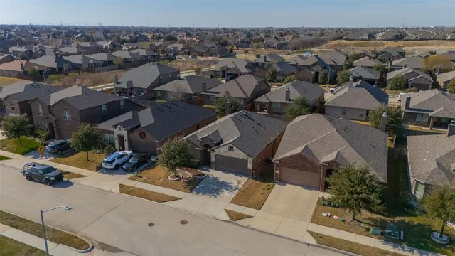 $356,900 | 11313 Golden Ridge Lane, Fort Worth, TX 76052