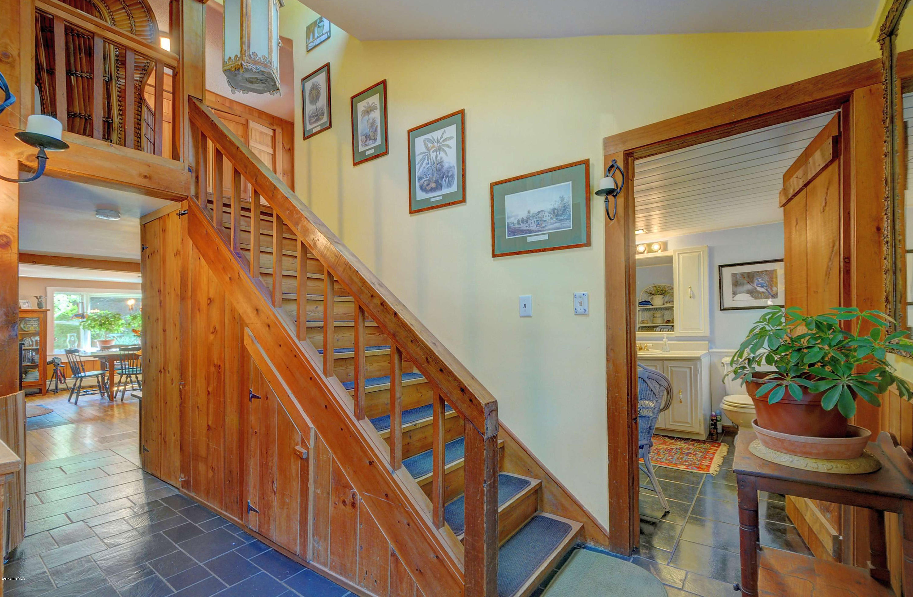 392 County Road Sheffield, MA 01257 - Photo 23 of 39 2123 Stairway