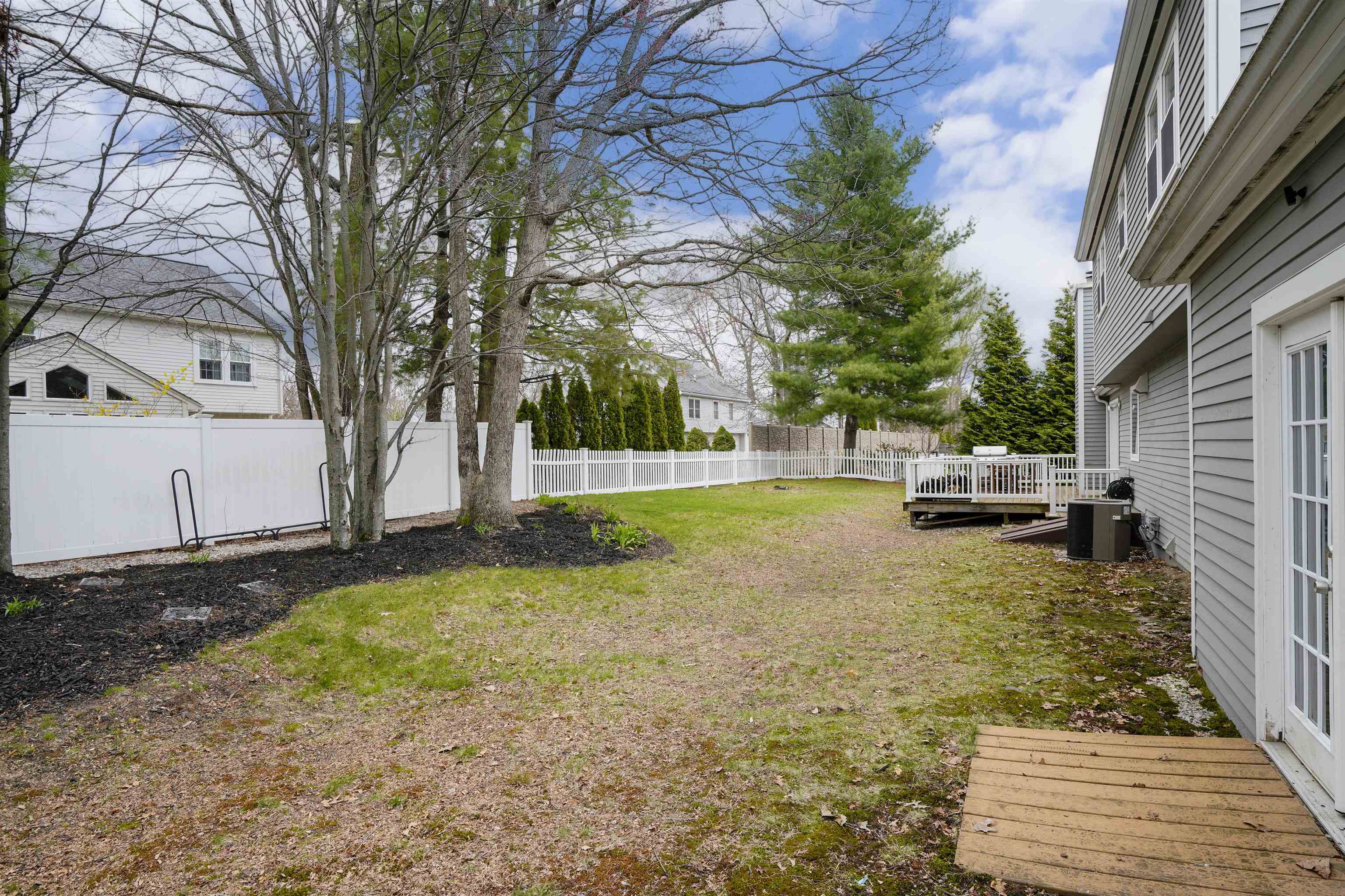 62 Shepherd Road Manchester, NH 03104 - Photo 33 of 36 Gallery Image 33