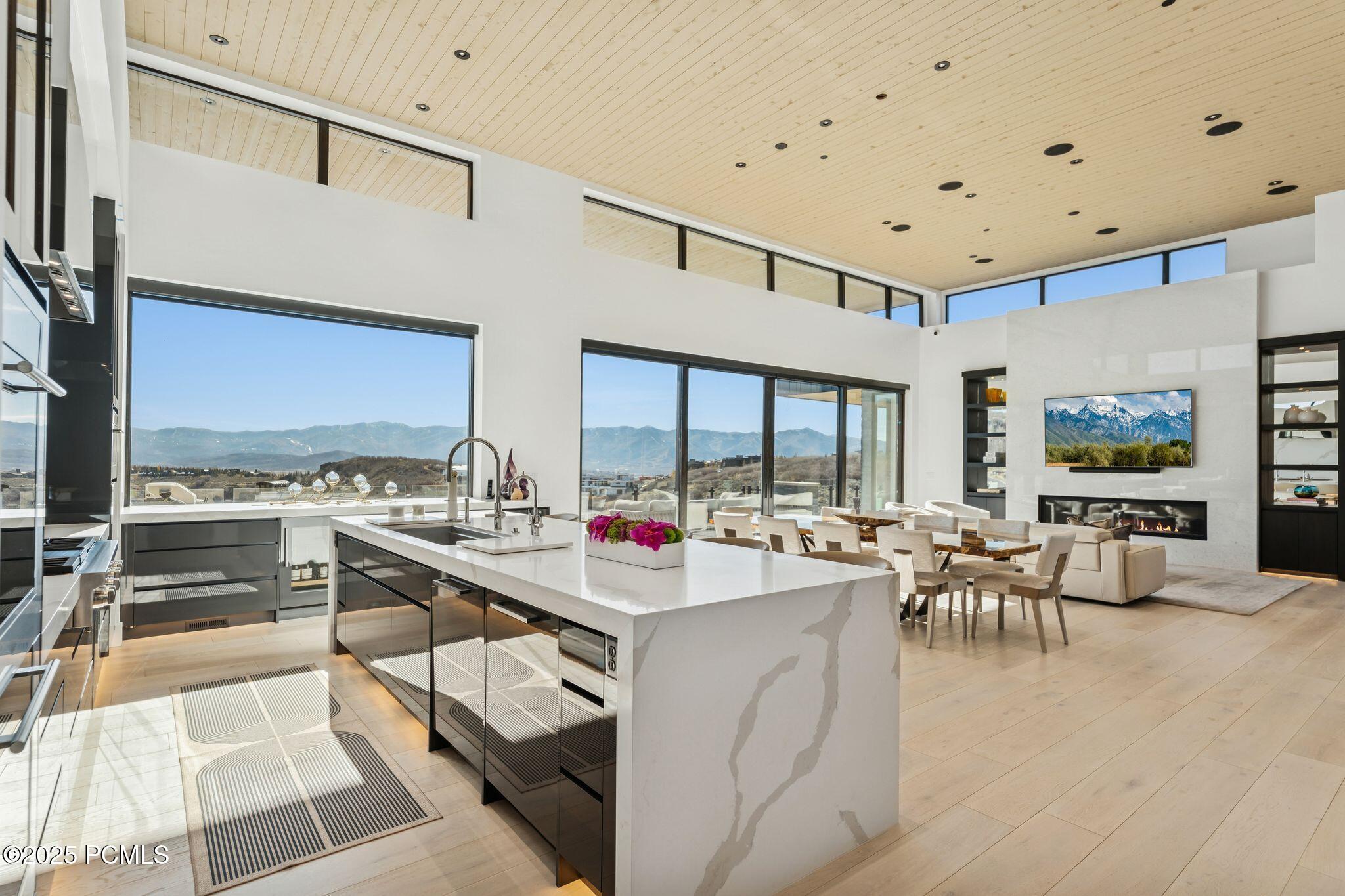 3404 Wapiti Cyn Road Park City, UT 84098 - Photo 15 of 77