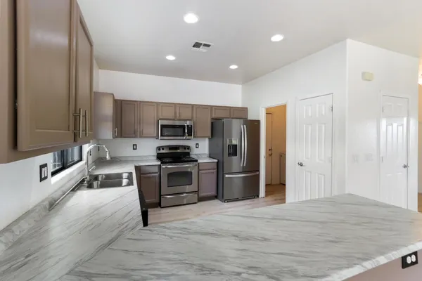 $1,750 | 45099 West Desert Cedars Lane, Maricopa, AZ 85139