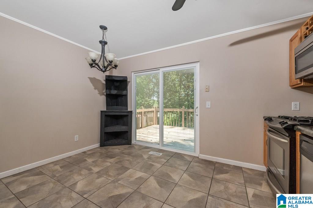2223 Mountain View Road Birmingham, AL 35210 - Photo 9 of 25