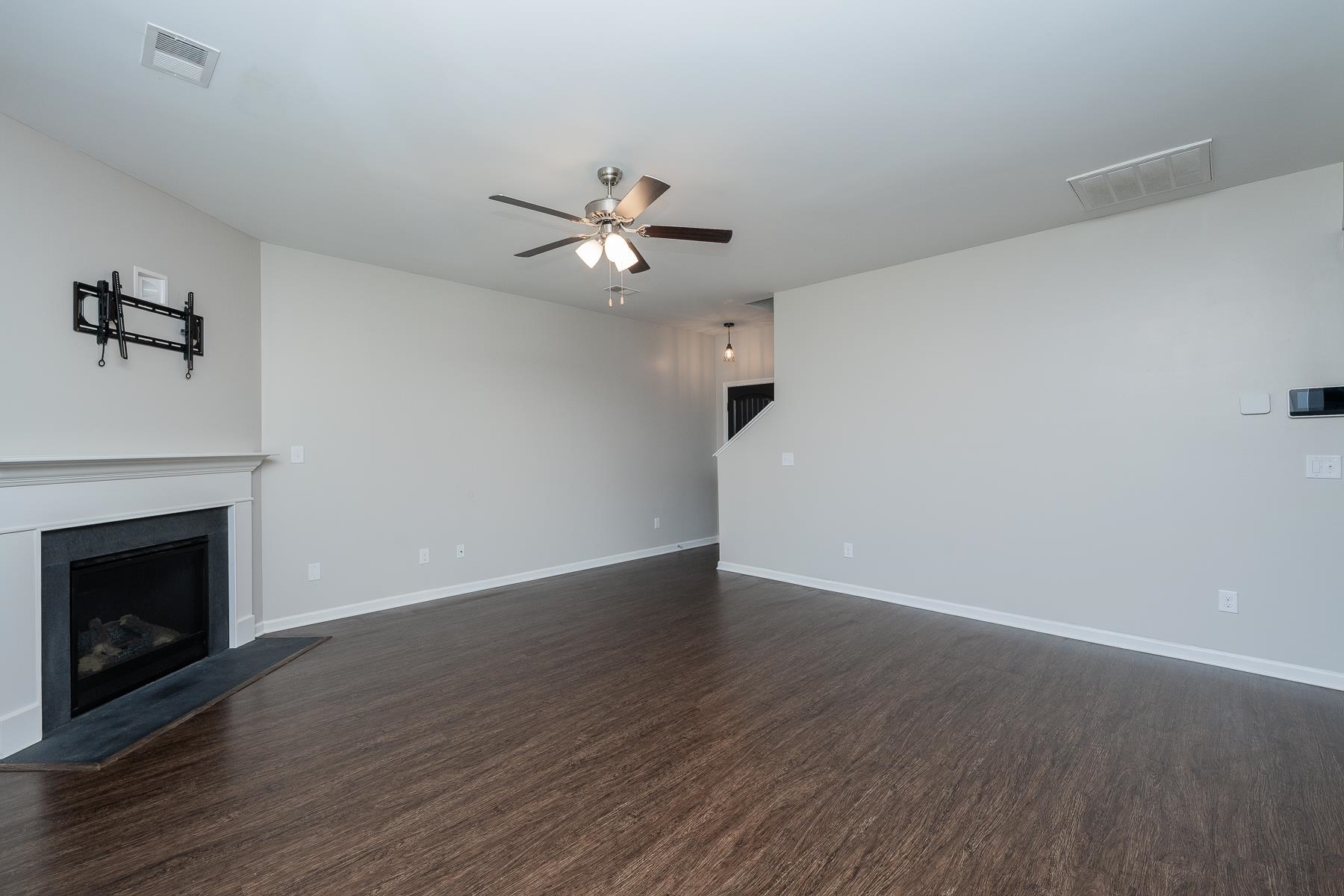 811 Camberwell Road Simpsonville, SC 29680 - Photo 15 of 33