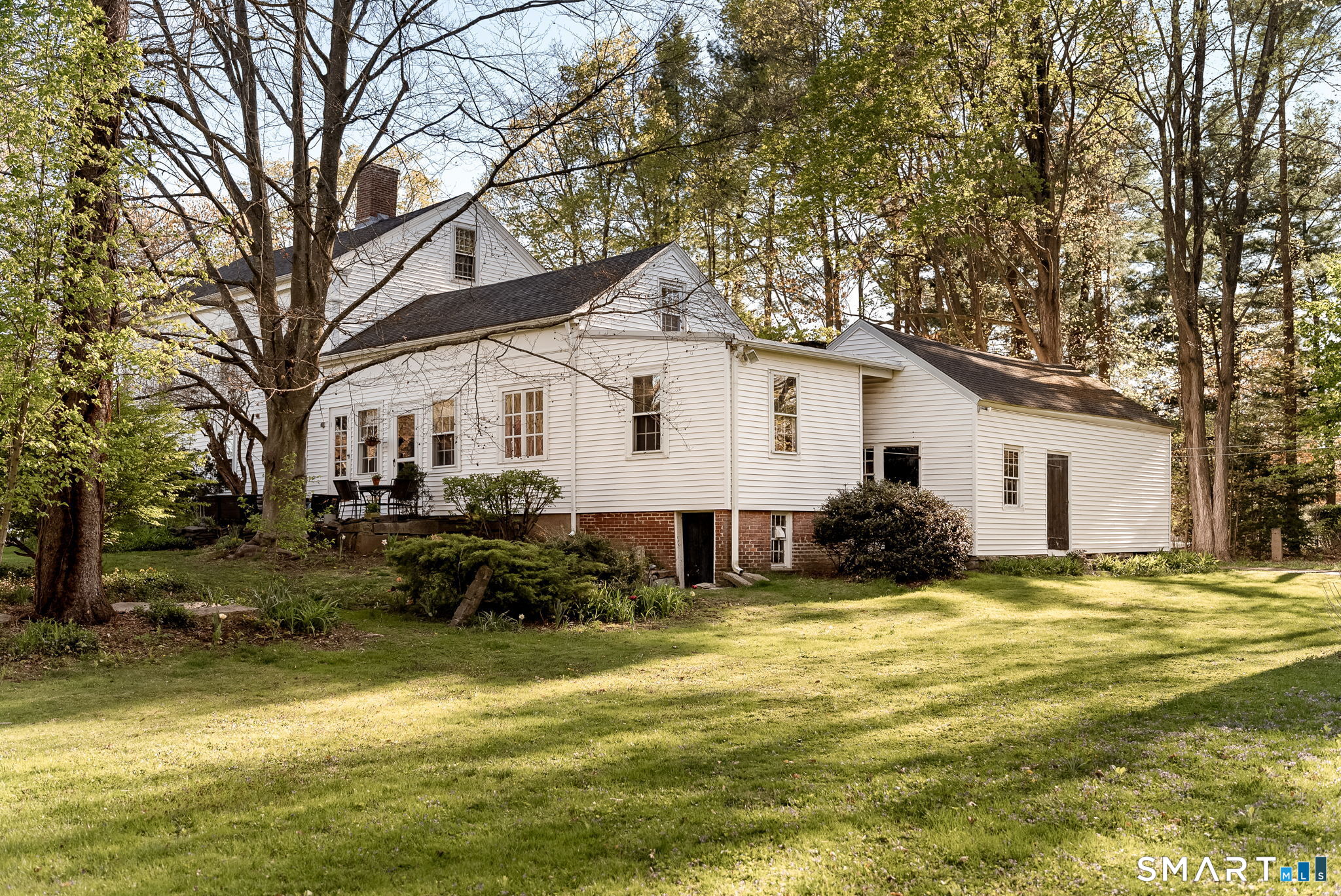 151 Neipsic Road Glastonbury, CT 06033 - Photo 29 of 40