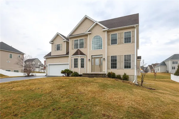 $530,000 | 318 Wexford Lane, Horseheads, NY 14845