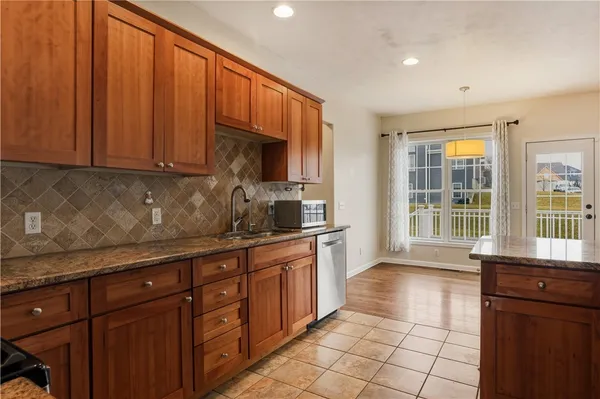 $530,000 | 318 Wexford Lane, Horseheads, NY 14845