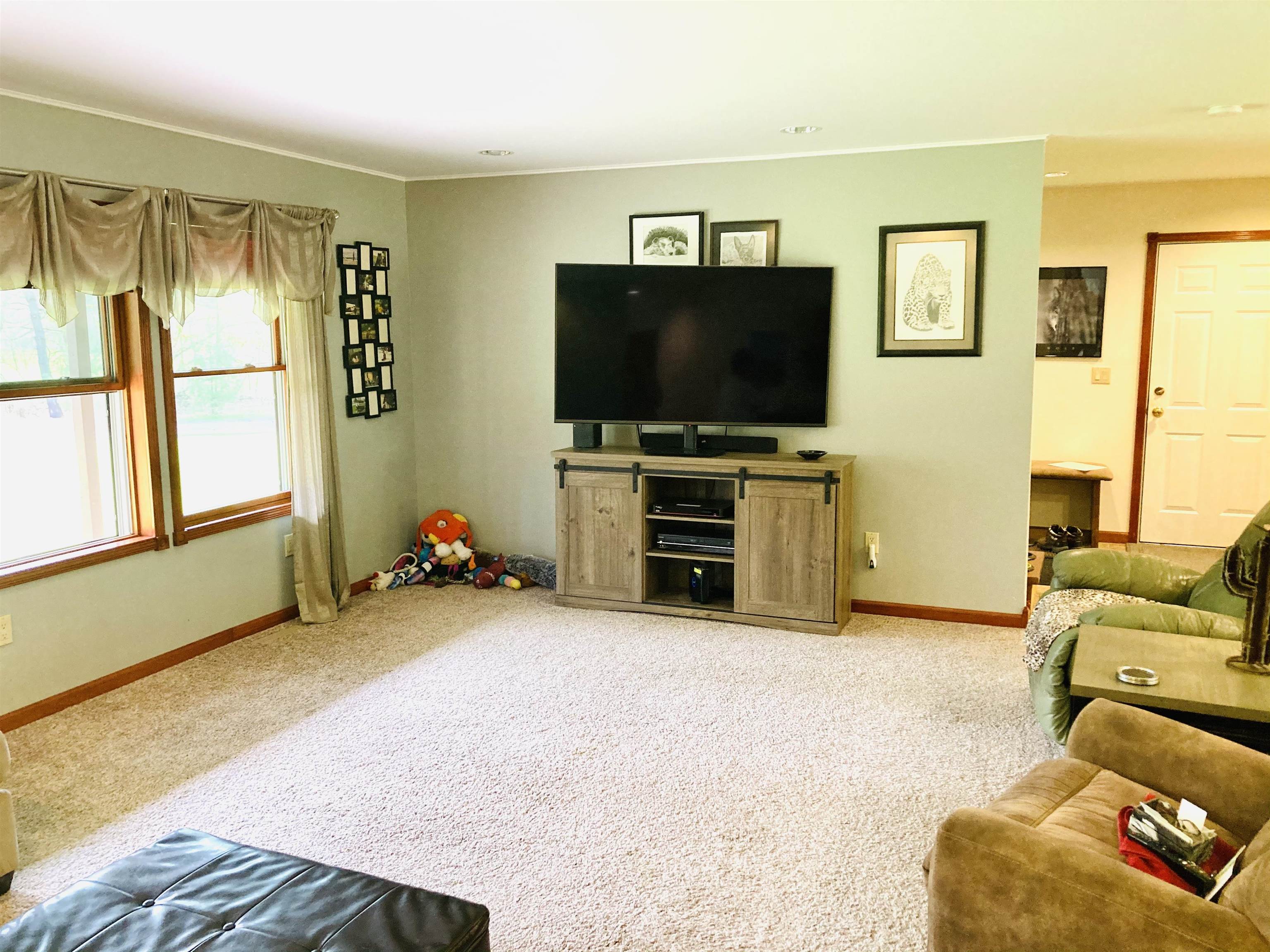 118 West Neuman Road Pinconning, MI 48650 - Photo 31 of 47