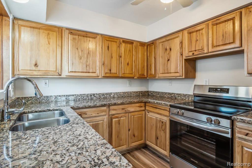 22319 Wick Road Taylor, MI 48180 - Photo 18 of 42