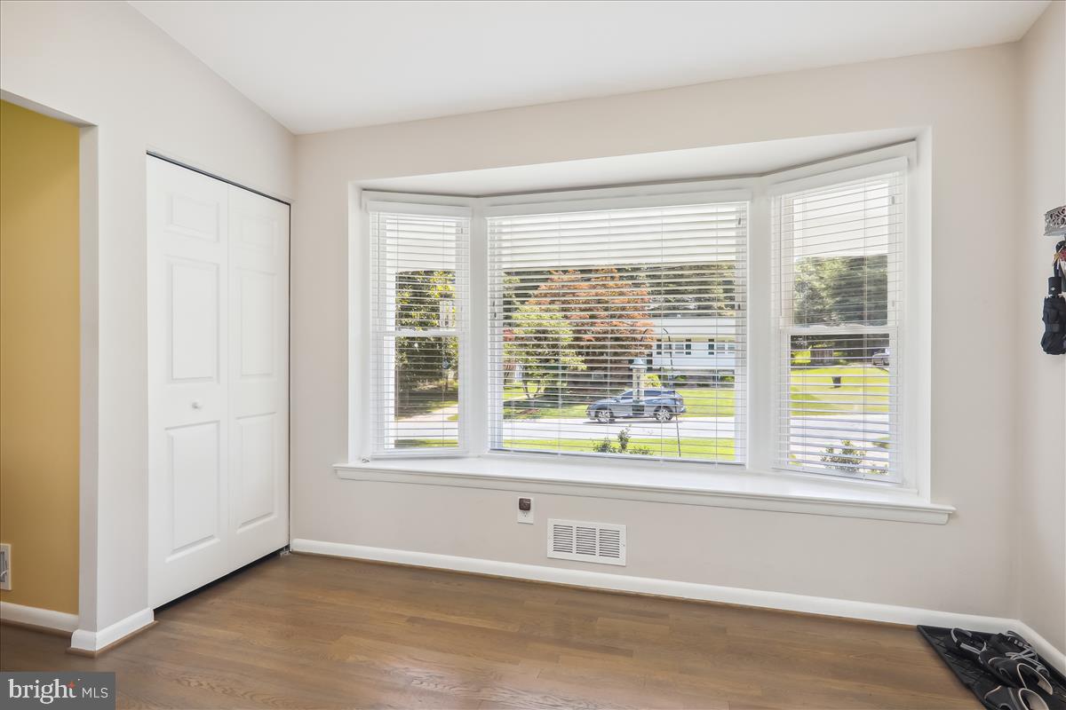 2711 Weller Road Silver Spring, MD 20906 - Photo 5 of 80