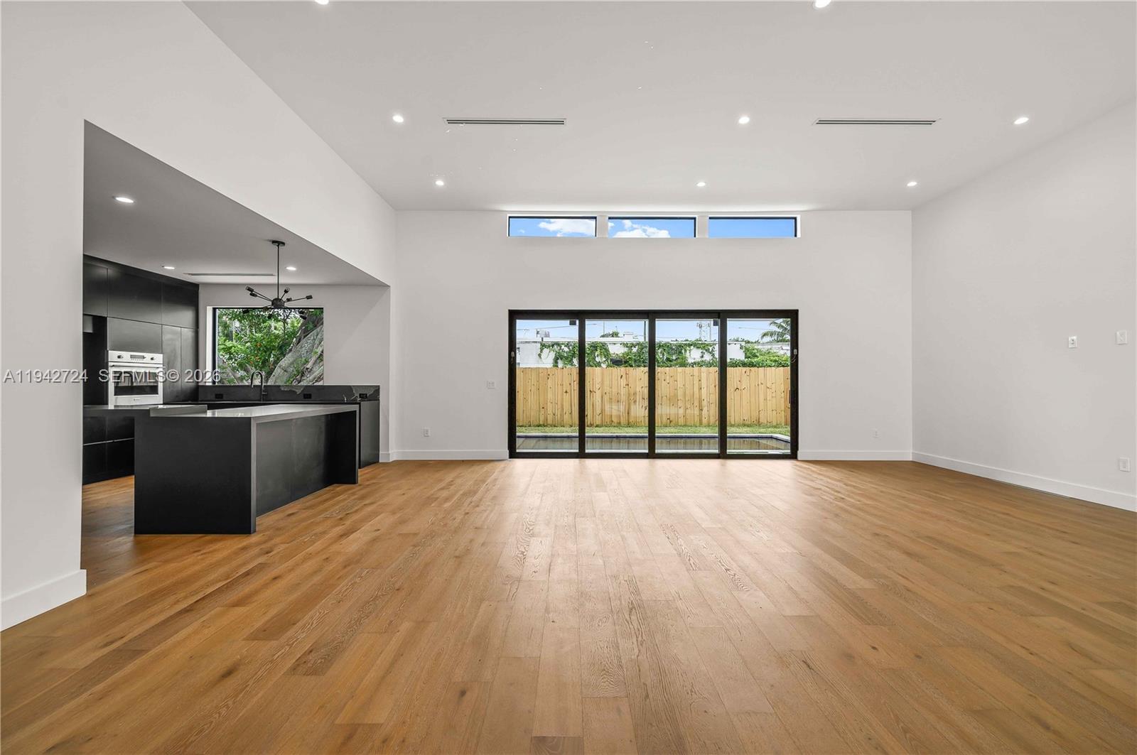 326 Northwest 40th Street Miami, FL 33127 - Photo 11 of 35