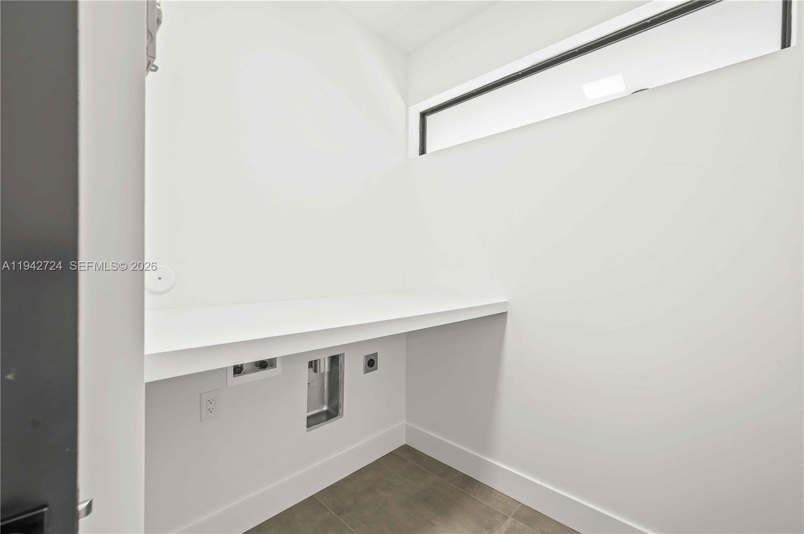 326 Northwest 40th Street Miami, FL 33127 - Photo 24 of 35