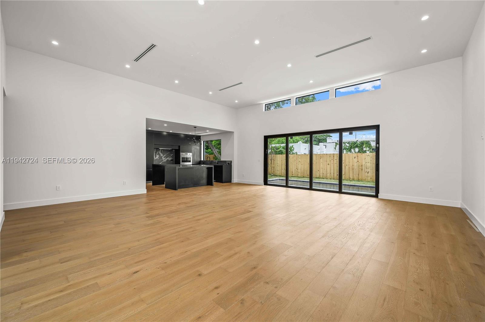 326 Northwest 40th Street Miami, FL 33127 - Photo 6 of 35