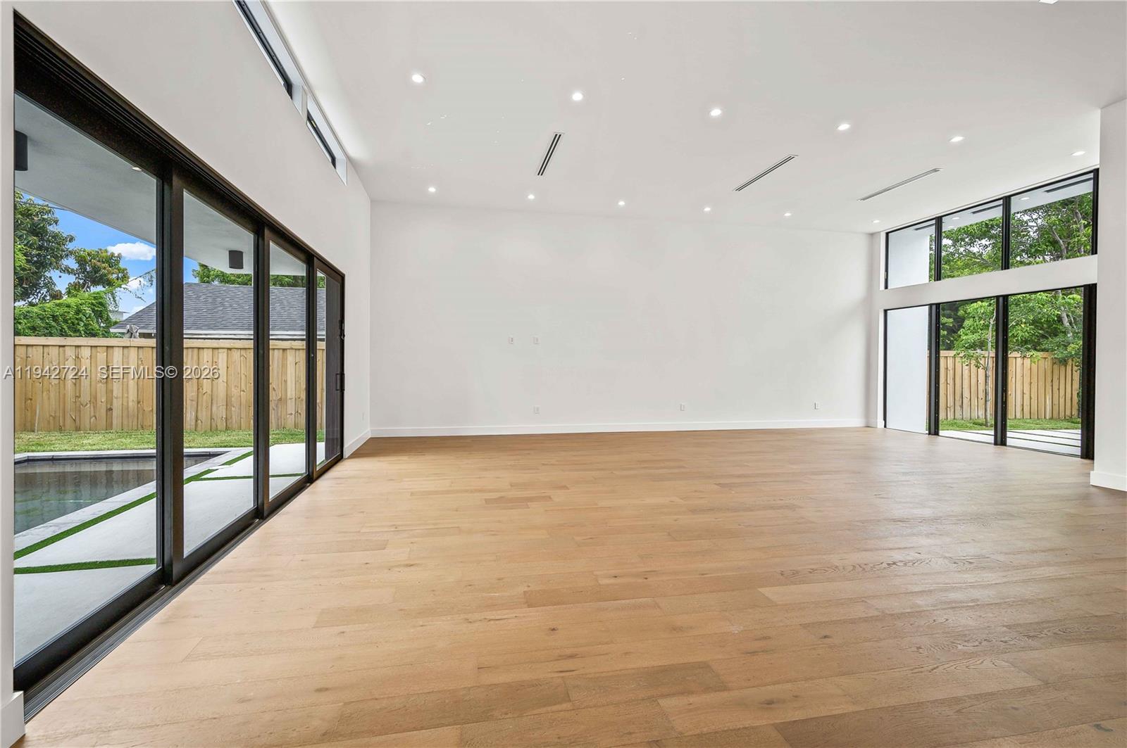 326 Northwest 40th Street Miami, FL 33127 - Photo 9 of 35