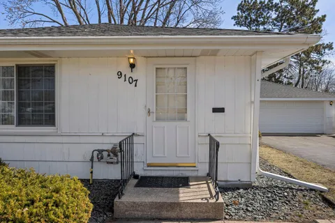 $315,000 | 9107 12th Avenue South, Bloomington, MN 55425