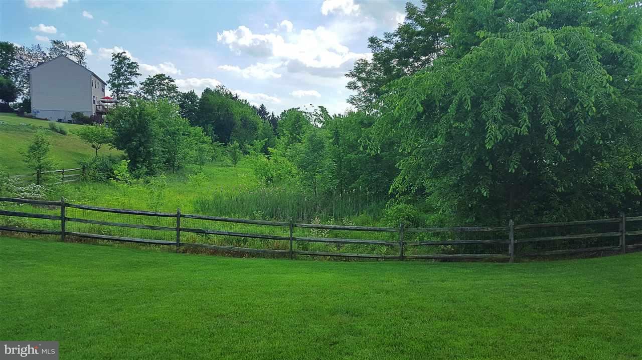 2320 Warwick Road York, PA 17408 - Photo 19 of 36 Gallery Image 19