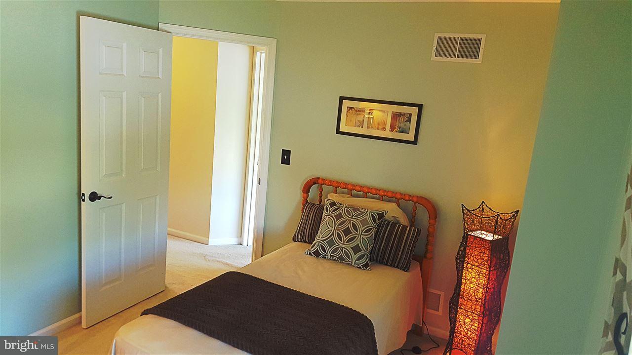 2320 Warwick Road York, PA 17408 - Photo 32 of 36 Gallery Image 32