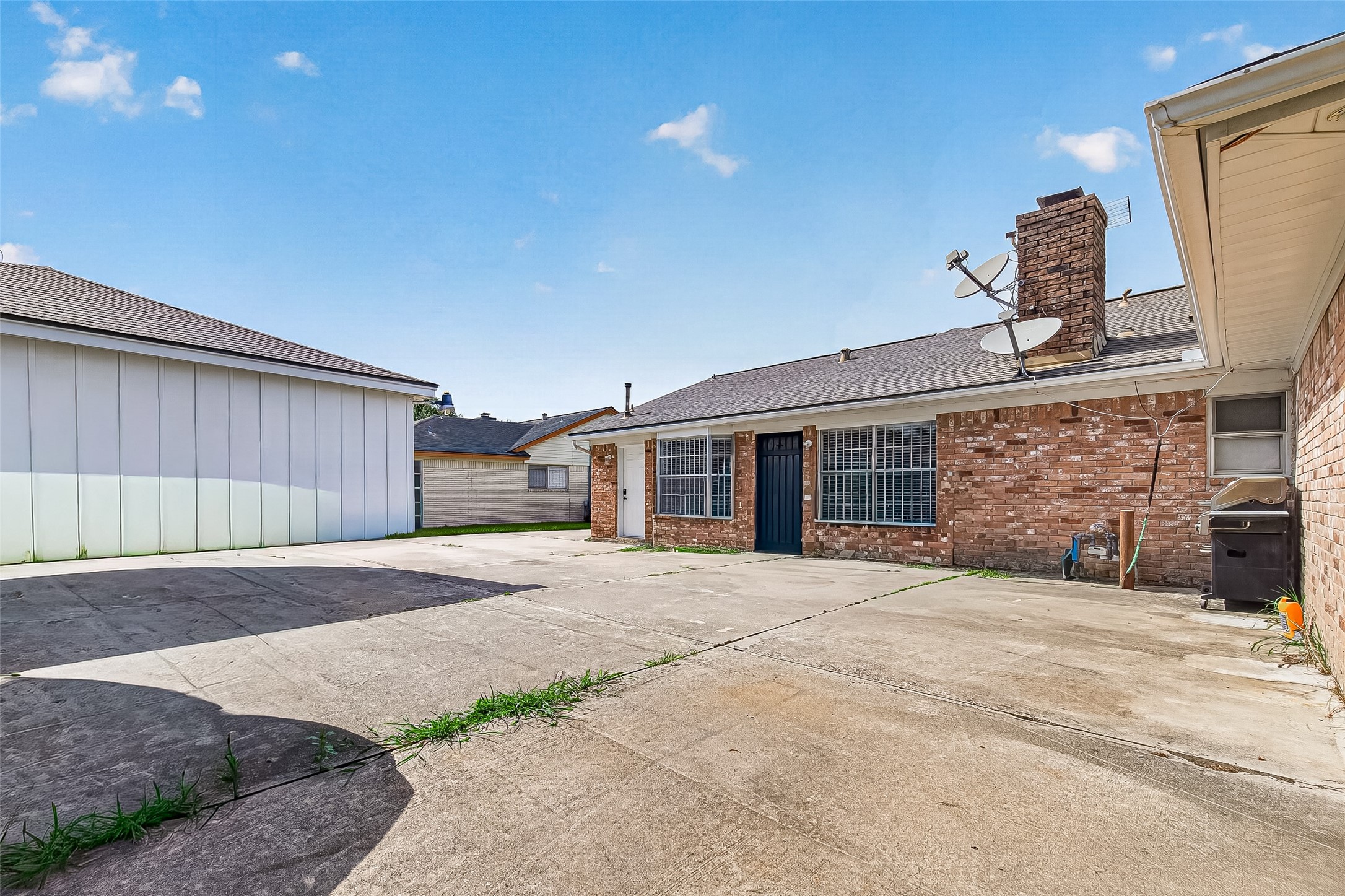 8831 Sandstone Road Houston, TX 77036 - Photo 28 of 30