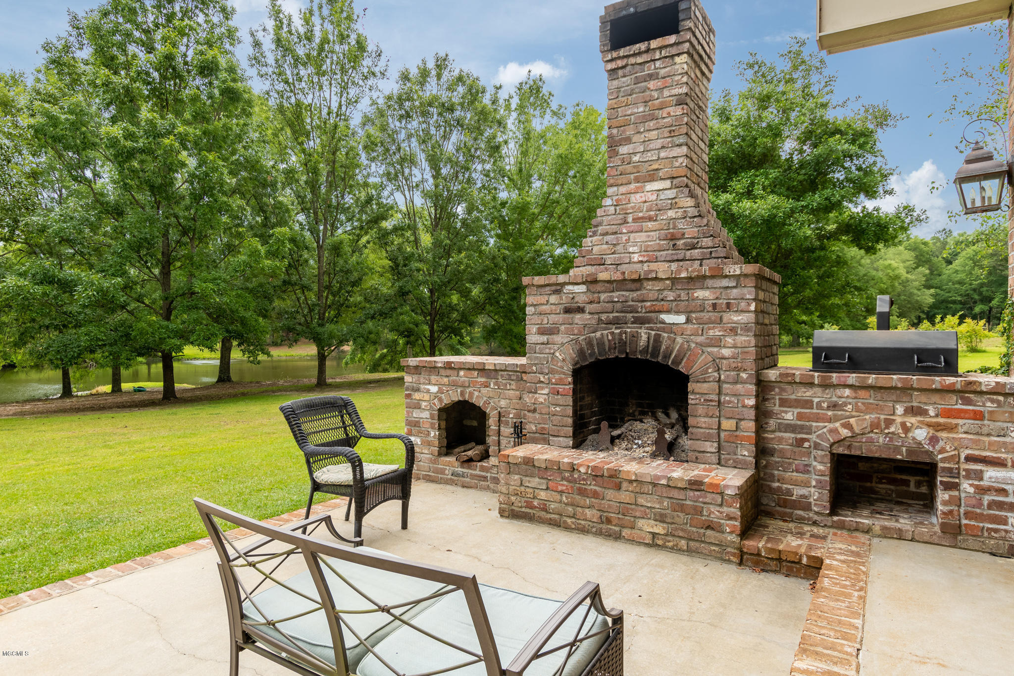 216 North W P A Road Moselle, MS 39459 - Photo 11 of 38 Standard-Res-4
