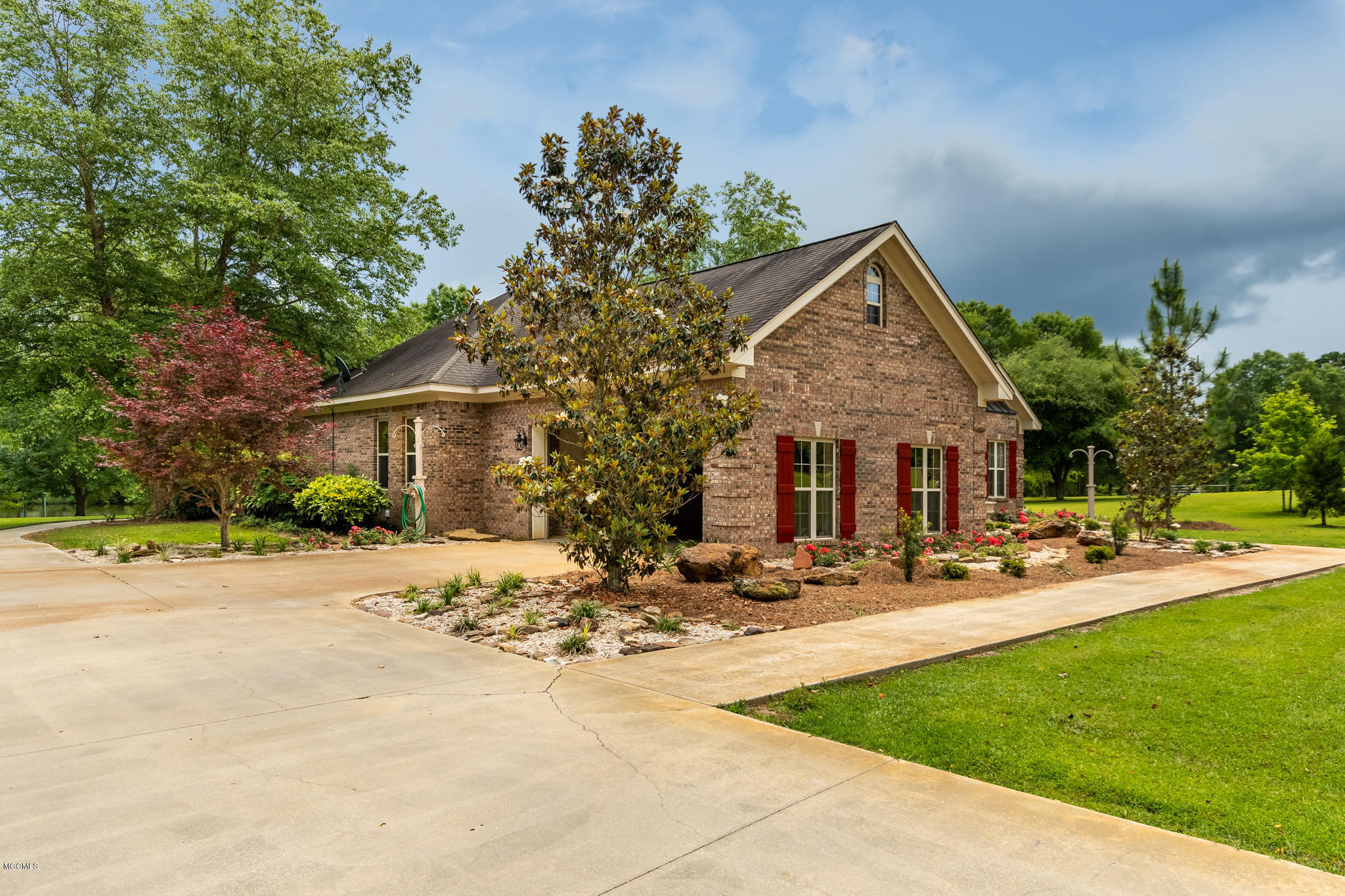 216 North W P A Road Moselle, MS 39459 - Photo 9 of 38 Standard-Res-6