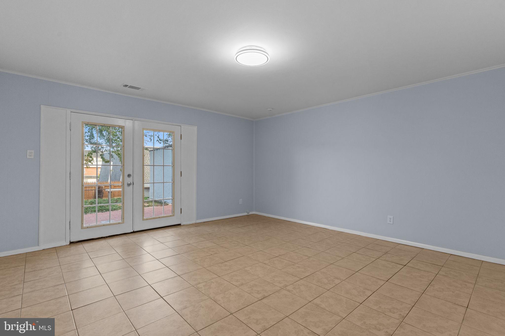 9823 Bonner Street Philadelphia, PA 19115 - Photo 14 of 29 an empty room with windows