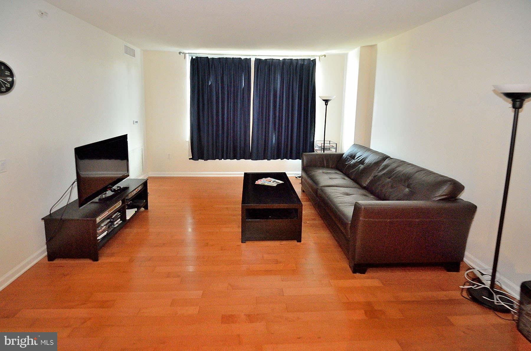 440 L Street Northwest, Unit 712 Washington, DC 20001 - Photo 2 of 14 Living Room