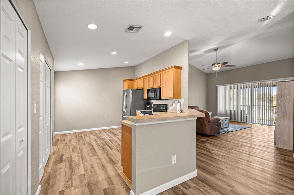 4570 Southwest 52nd Circle, Unit 106 Ocala, FL 34474 - Photo 4 of 52