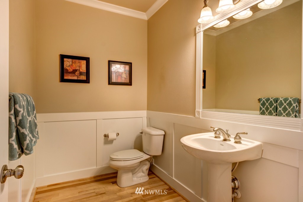 21829 44th Drive Southeast Bothell, WA 98021 - Photo 14 of 23