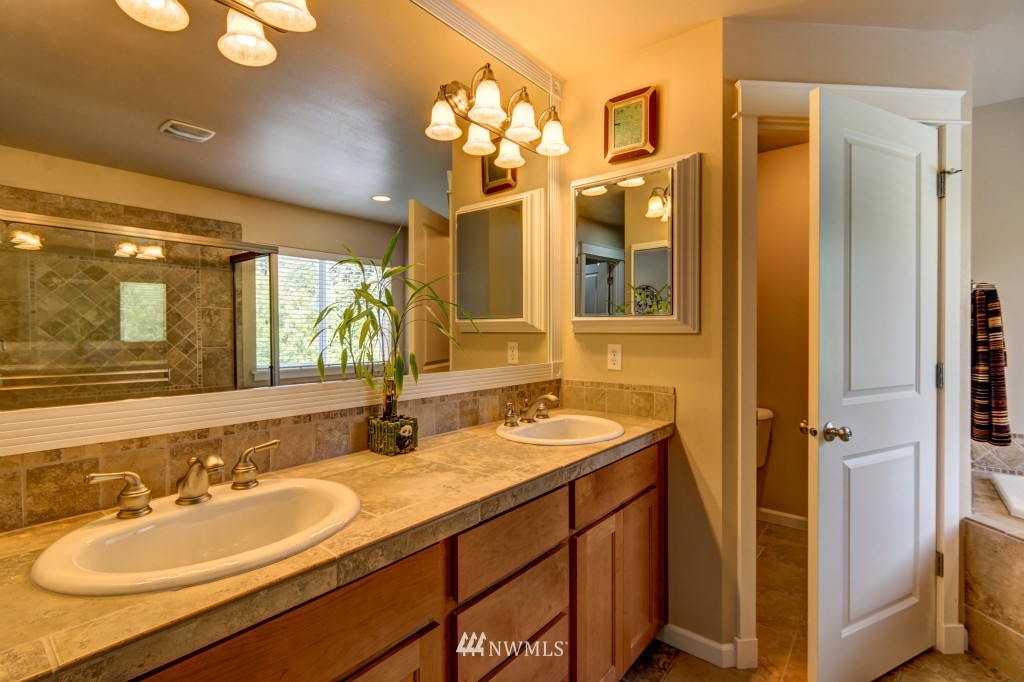 21829 44th Drive Southeast Bothell, WA 98021 - Photo 18 of 23