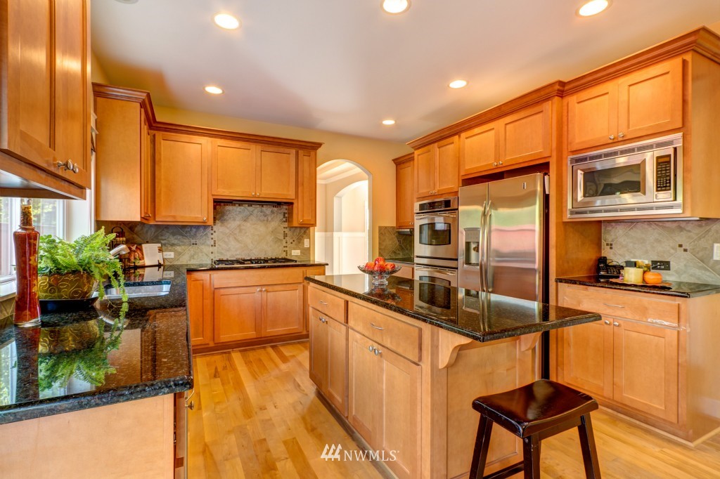 21829 44th Drive Southeast Bothell, WA 98021 - Photo 8 of 23
