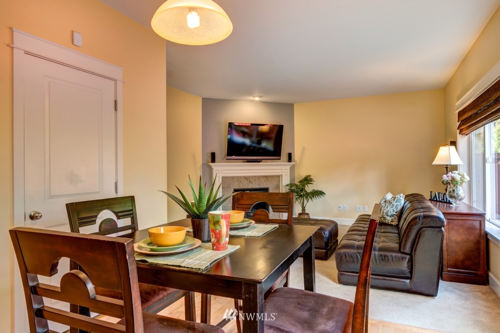 21829 44th Drive Southeast Bothell, WA 98021 - Photo 10 of 23