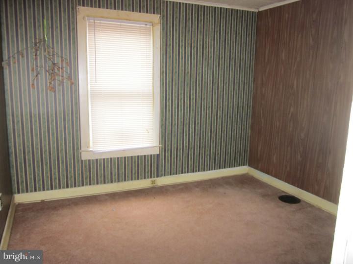 1960 Maple Avenue Croydon, PA 19021 - Photo 7 of 12