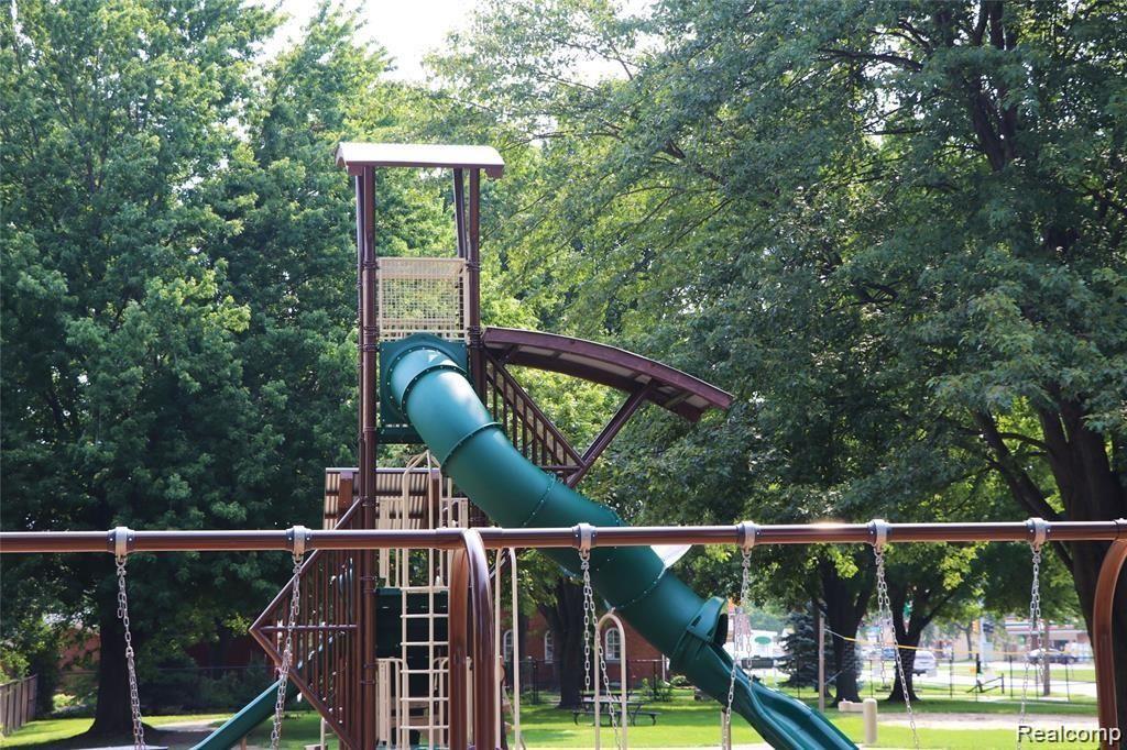 31805 Kelly Road, Unit 26 Fraser, MI 48026 - Photo 34 of 36 GetMedia (12).jpg
