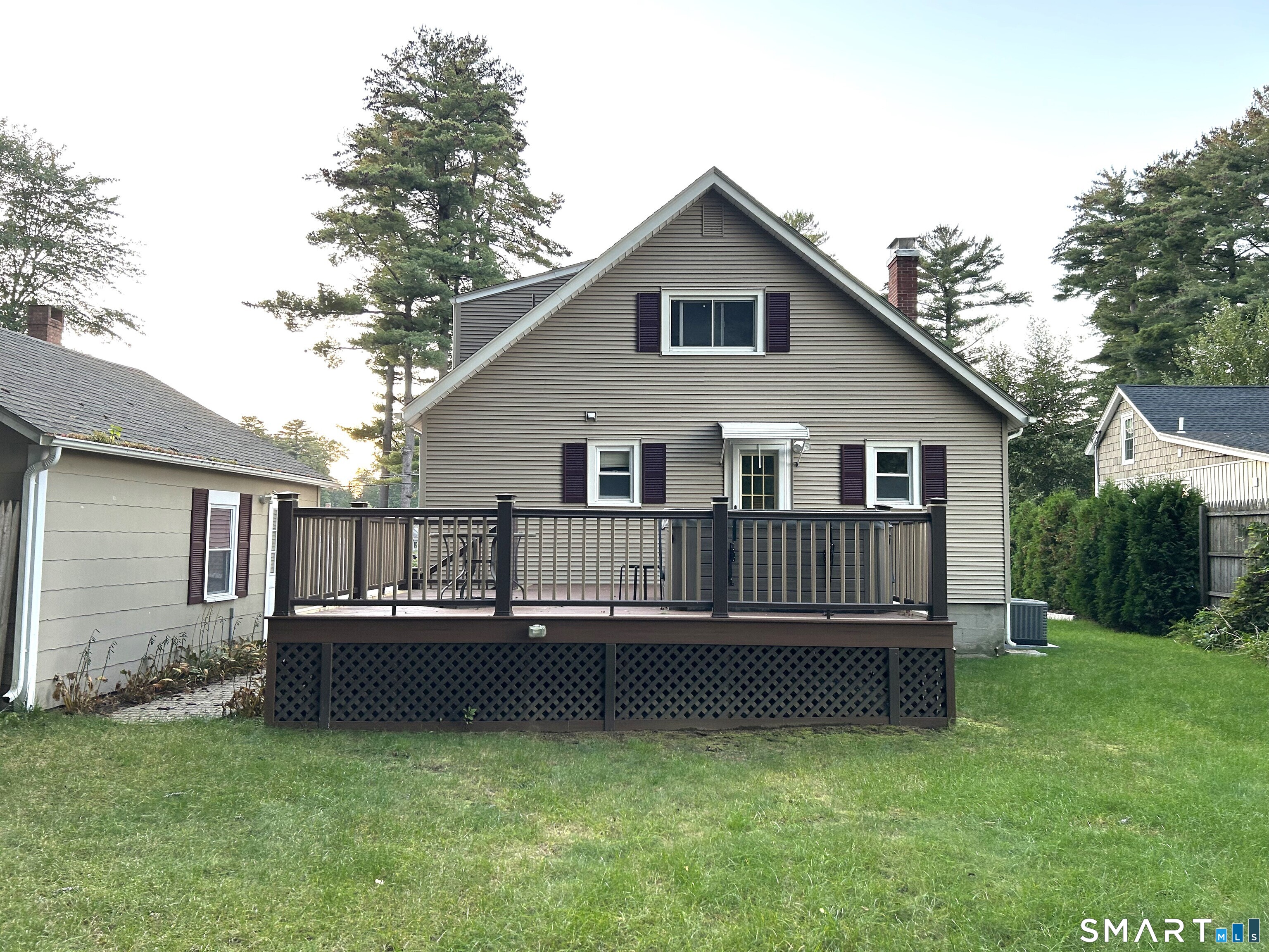 102 Cottage Road Enfield, CT 06082 - Photo 18 of 26 Gallery Image 18