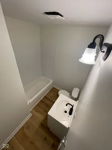 $775 | 6228 East 21st Street, Indianapolis, IN 46219