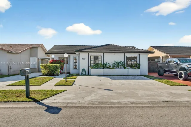 $620,000 | 1136 Southwest 139th Place, Miami, FL 33184