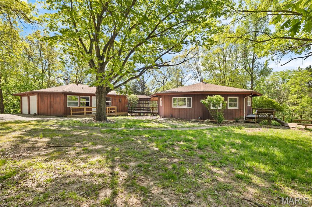60 My Lane Hillsboro, IL 62049 - Photo 2 of 39
