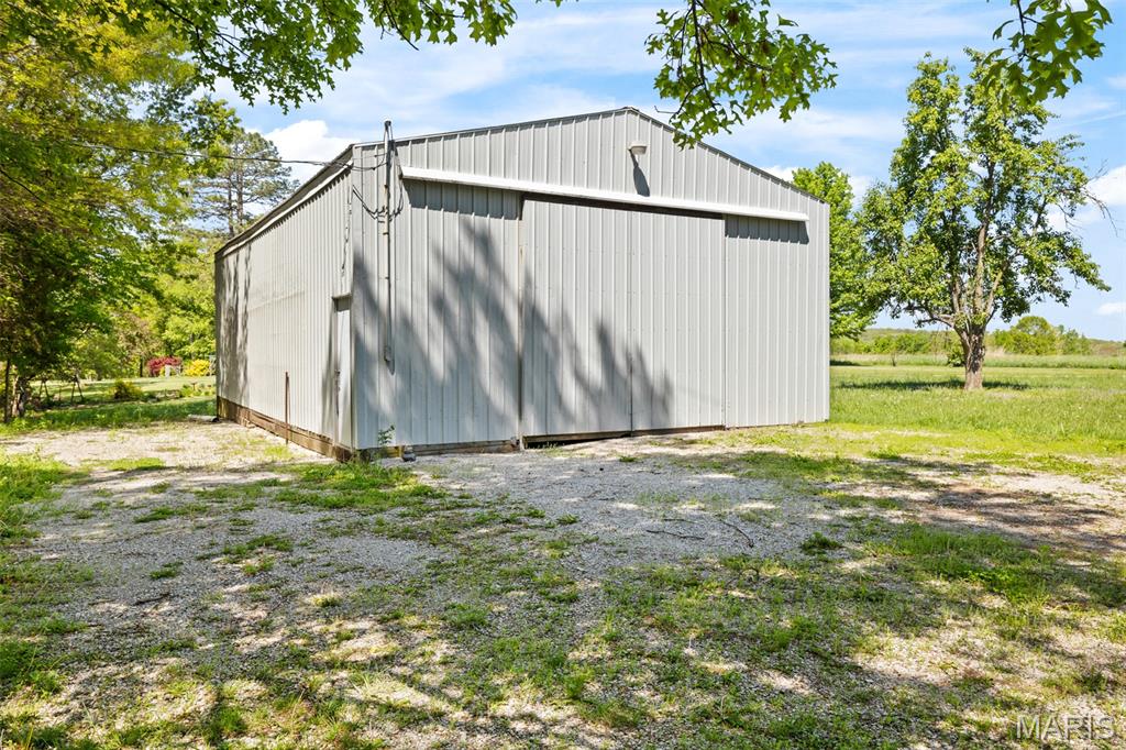 60 My Lane Hillsboro, IL 62049 - Photo 33 of 39
