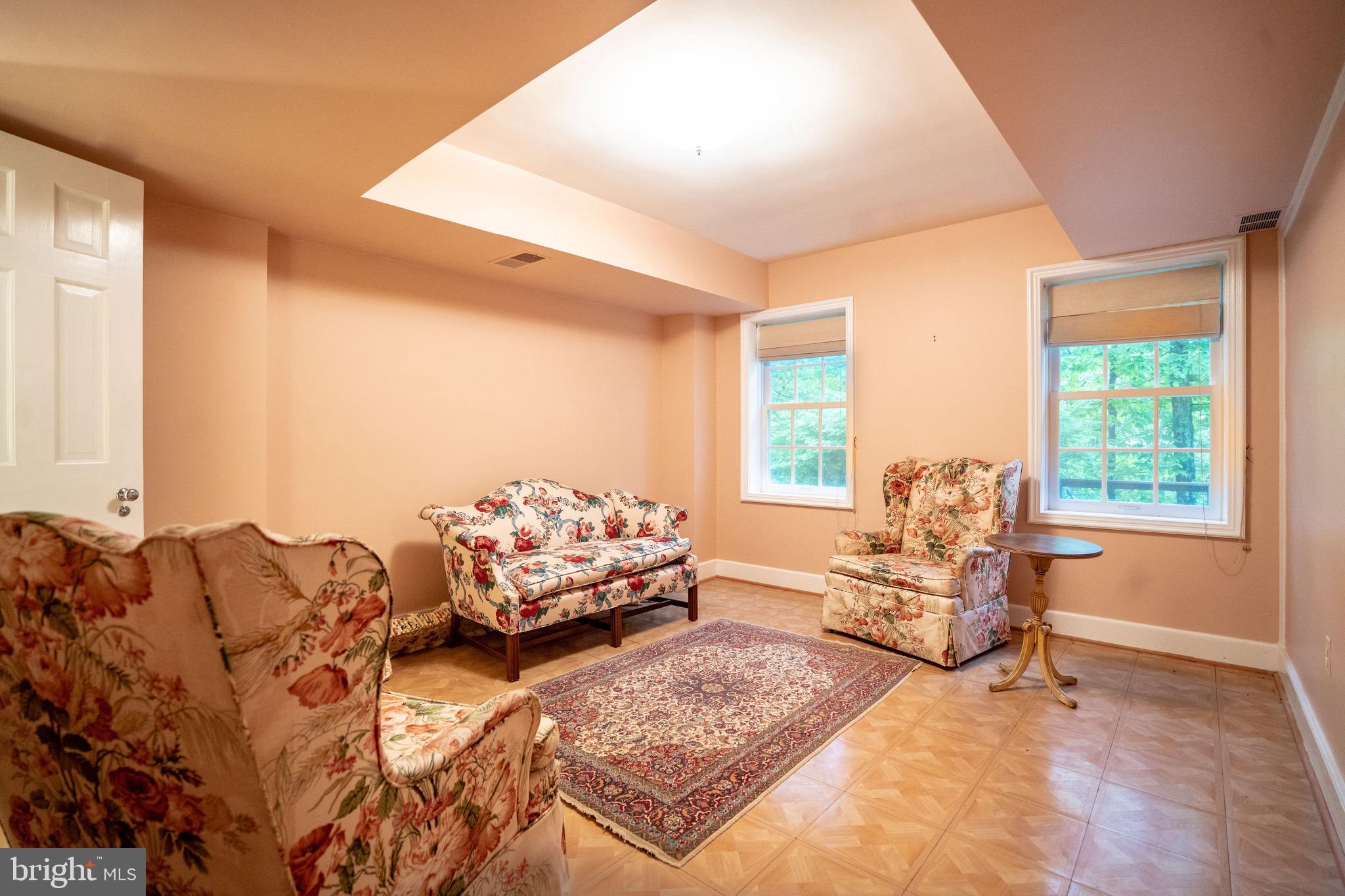 9100 Falls Run Road McLean, VA 22102 - Photo 35 of 50 Gallery Image 35