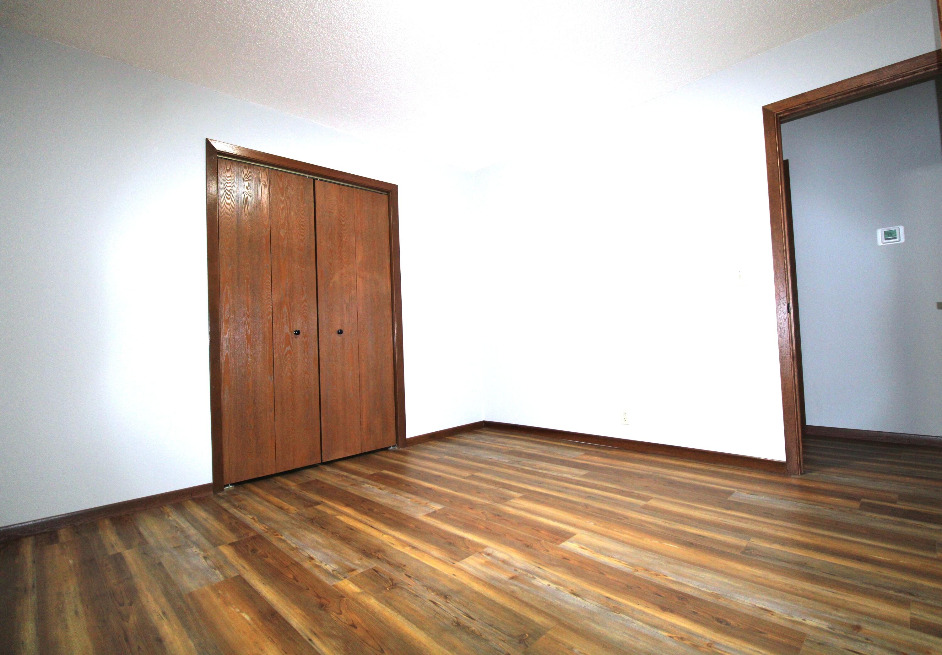 N21487 Glodowski Road Dodge, WI 54612 - Photo 11 of 40 MF Bed-4