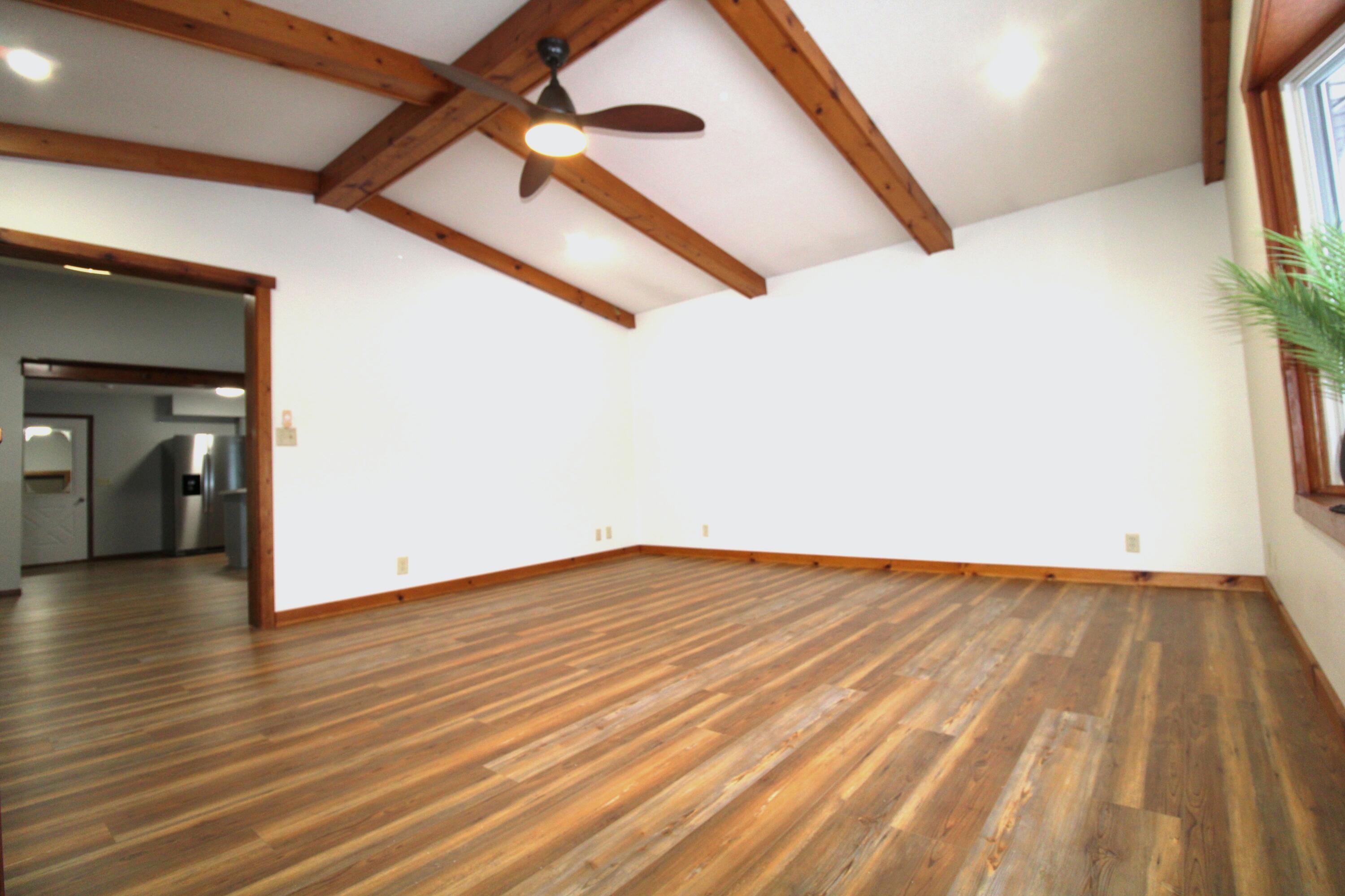 N21487 Glodowski Road Dodge, WI 54612 - Photo 6 of 40 MF LR-1