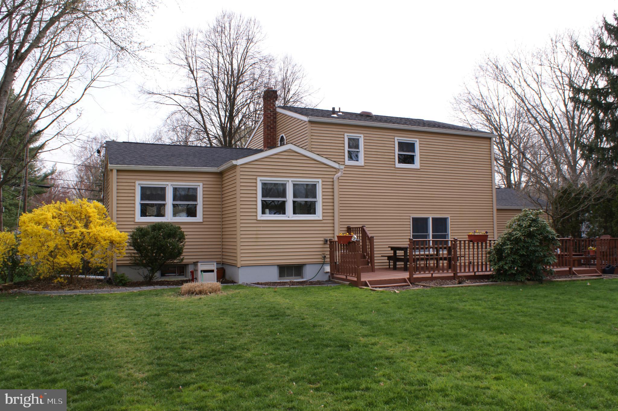 27 Sheffield Road East Windsor, NJ 08520 - Photo 29 of 33 Exterior back
