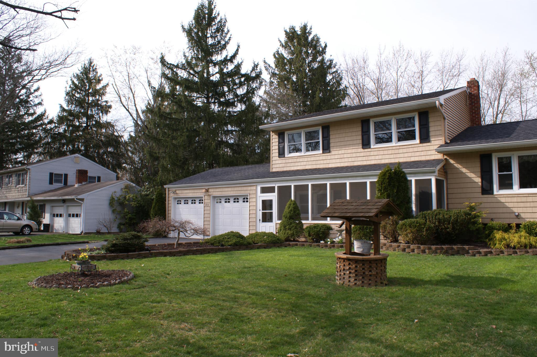 27 Sheffield Road East Windsor, NJ 08520 - Photo 31 of 33 Exterior and front yard