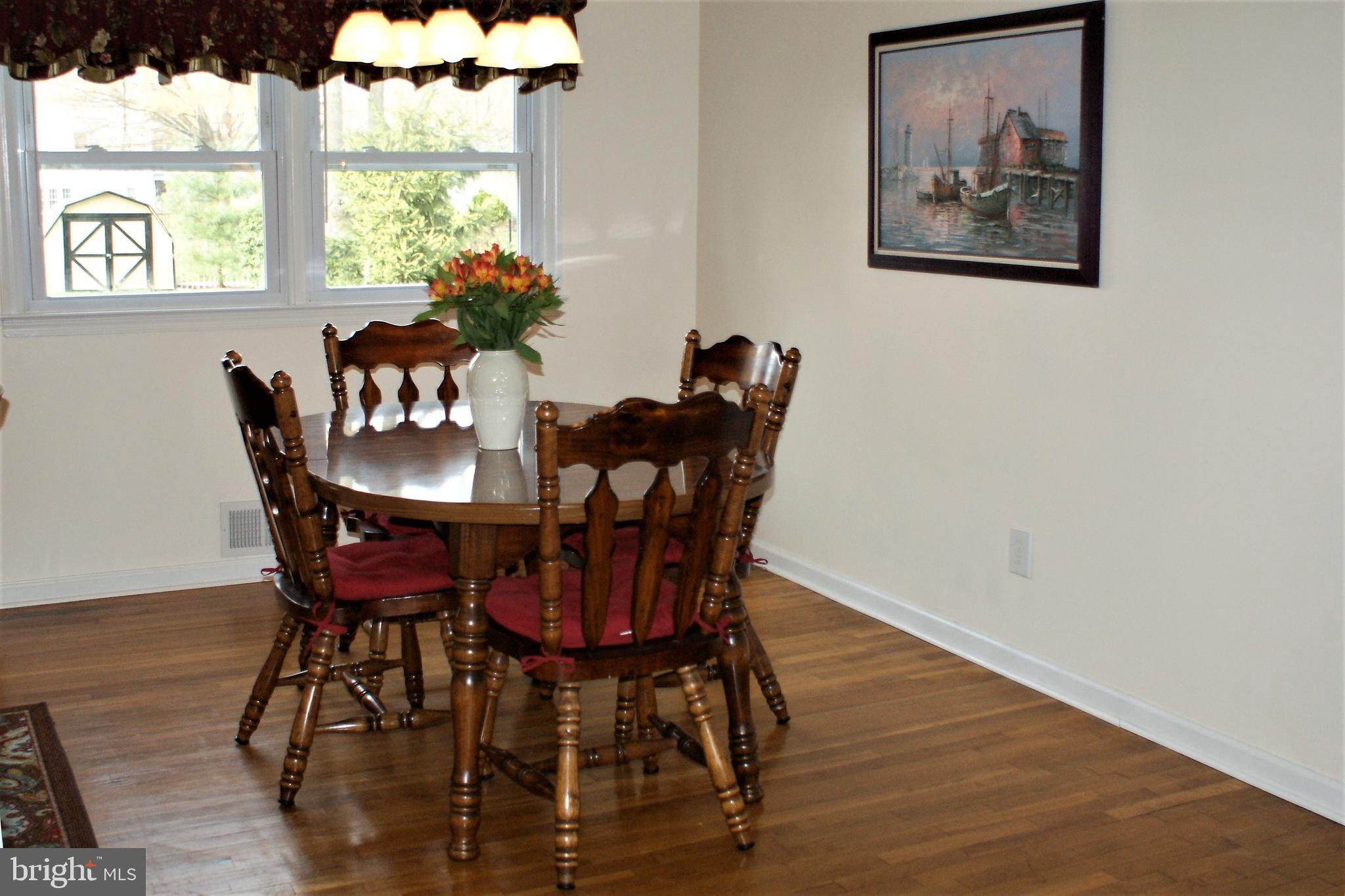 27 Sheffield Road East Windsor, NJ 08520 - Photo 10 of 33 Dining room